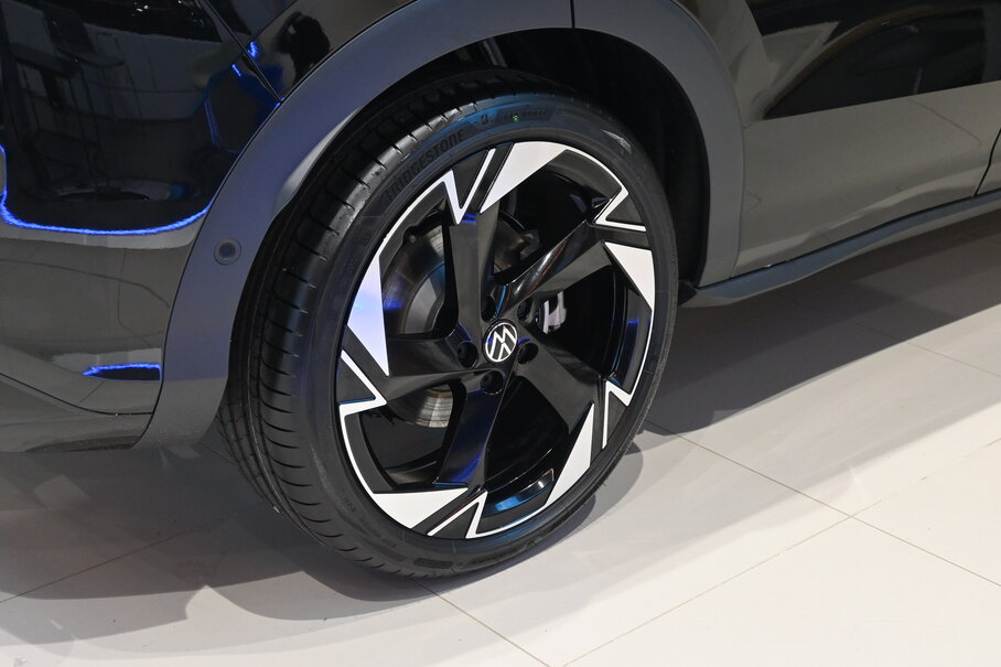 jante_r-line_t-roc_noir_autosphere